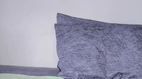 Lilly  online show from October 2025 07:27:02 PM