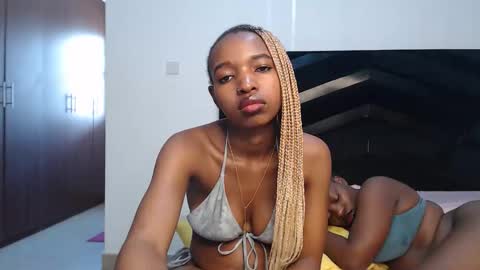 Camilla online show from September 2025 10:18:01 AM
