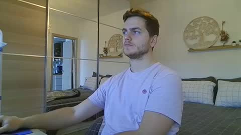 syl092 online show from January 2026 09:34:02 AM