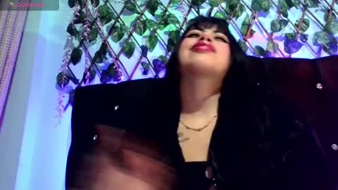          online show from December 2024 04:03:02 AM