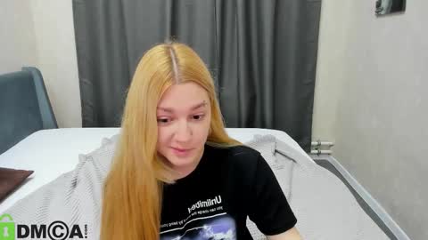 Sylvia online show from October 2025 01:06:01 AM