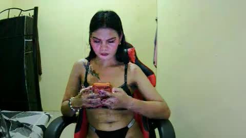 Snapshot of sylviafoxxx chatting on April 2026 03:13:01 PM sylviafoxxx online show from April 2026 03:13:01 PM