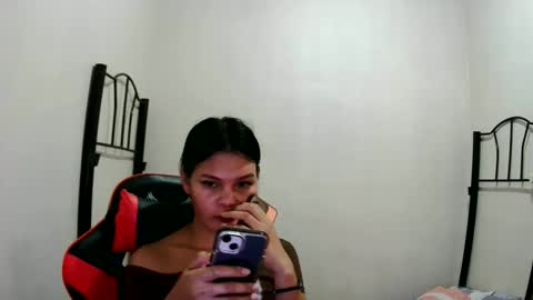 Snapshot of sylviafoxxx chatting on May 2026 05:14:02 AM sylviafoxxx online show from May 2026 05:14:02 AM