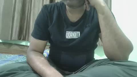 symond_jns online show from October 2025 06:04:01 PM