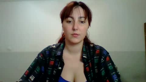 Sarah online show from September 2025 06:09:02 PM