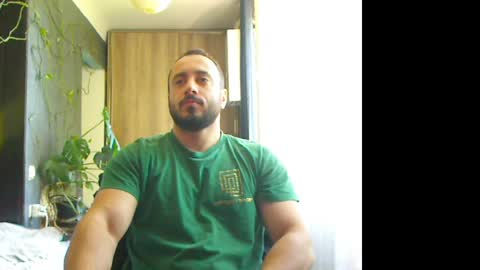 Huracane online show from May 2026 05:03:02 AM