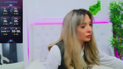 Arianna online show from December 2024 01:49:02 PM