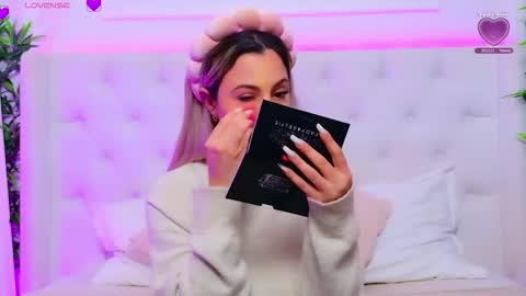 Arianna online show from January 2026 02:22:02 PM