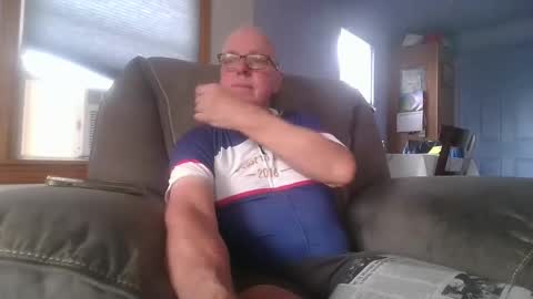 tacrunner66_ online show from September 2025 09:51:01 PM