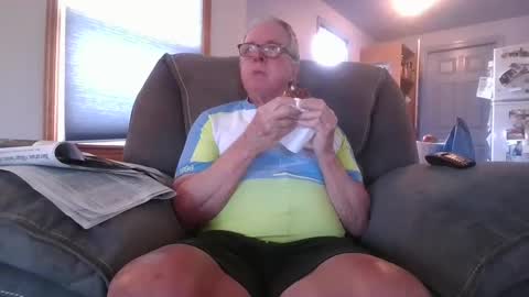 tacrunner66_ online show from May 2026 03:17:01 PM