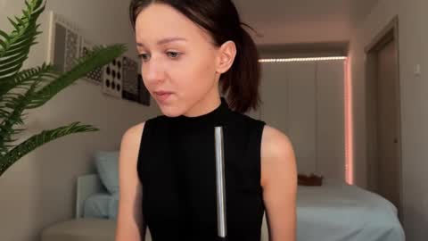 Mary online show from September 2025 08:03:02 AM