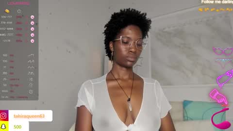 Snapshot of tahira_21 chatting on February 2025 10:23:02 PM Tahira online show from February 2025 10:23:02 PM