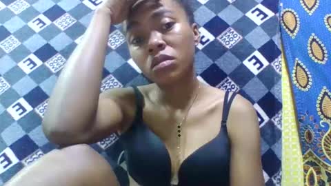 tahiryjosiah online show from November 2025 04:11:02 AM