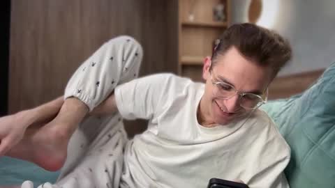 Alex online show from February 2026 05:58:02 AM