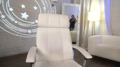 Margo online show from November 2025 11:41:01 PM