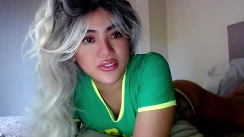 Lena online show from December 2024 07:21:01 AM