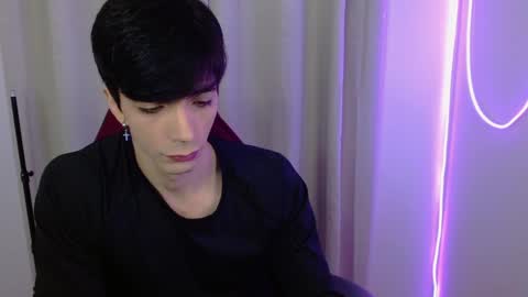 takeru___ online show from October 2025 06:47:01 AM