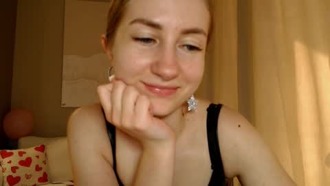  Kira  online show from March 2025 12:45:01 PM