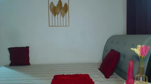 Talyana online show from December 2024 02:02:01 PM