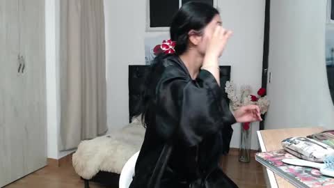Hi im sara online show from May 2026 12:54:02 PM