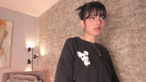 Snapshot of tamara_aluna chatting on February 2025 12:25:02 PM Tami online show from February 2025 12:25:02 PM