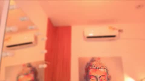 Snapshot of tamara_aluna chatting on September 2025 12:05:02 PM Tami online show from September 2025 12:05:02 PM