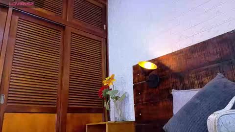    online show from December 2025 10:57:01 AM