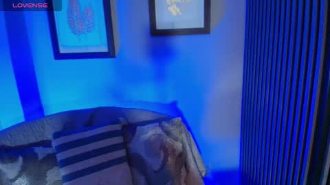 Tamy  online show from November 2025 12:49:02 PM