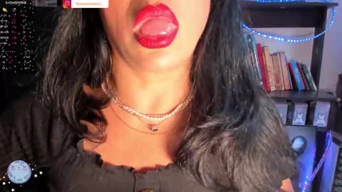 Tamara Aniston online show from February 2025 07:13:01 PM