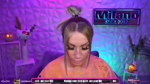 Snapshot of tamaramilano chatting on July 2026 08:06:02 AM TamaraMilano online show from July 2026 08:06:02 AM