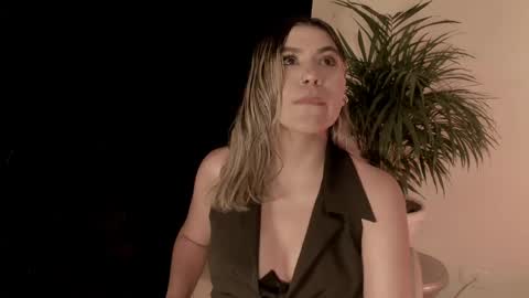 Tamara. online show from April 2026 11:32:02 PM