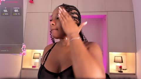 Tami online show from December 2024 11:50:02 AM