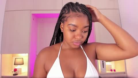 Tami online show from February 2025 04:48:01 PM