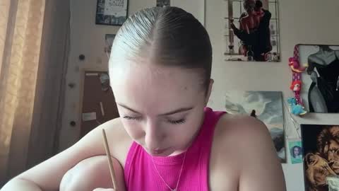 Karina online show from April 2026 03:13:01 PM