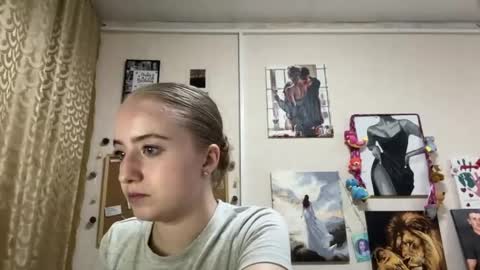 Karina online show from April 2026 05:19:02 PM