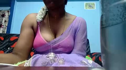 Snapshot of tamilmadhi520 chatting on September 2025 05:29:02 PM tamilmadhi520 online show from September 2025 05:29:02 PM