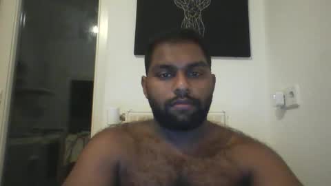 tamilpaiyan09 online show from March 2026 10:01:01 PM