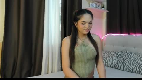 Snapshot of tamirayvonne chatting on January 2025 05:31:01 AM Hey Im Tamira You can call me babe. online show from January 2025 05:31:01 AM