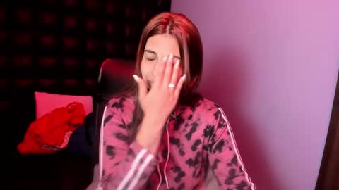 Tammy Blackk online show from September 2025 03:28:01 AM