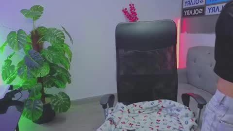 tammy_thompson_ online show from December 2025 09:59:01 AM