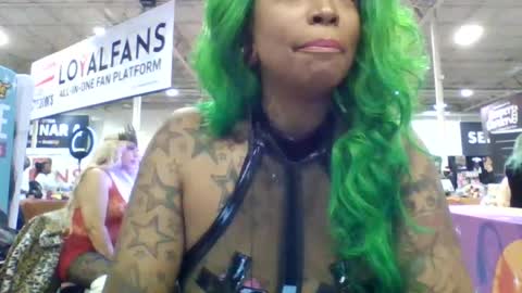 Snapshot of tammygold chatting on December 2024 10:28:02 PM Tammygold online show from December 2024 10:28:02 PM