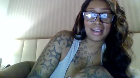 Snapshot of tammygold chatting on December 2024 10:52:02 PM Tammygold online show from December 2024 10:52:02 PM