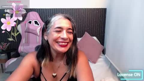 Snapshot of tammylynn45 chatting on October 2025 11:19:02 AM Tammy Lynn online show from October 2025 11:19:02 AM