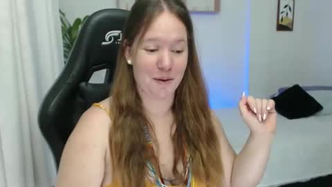 Snapshot of tamy_shine87 chatting on January 2025 04:33:01 AM Im Samy online show from January 2025 04:33:01 AM