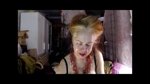 Milena online show from November 2025 03:18:02 PM