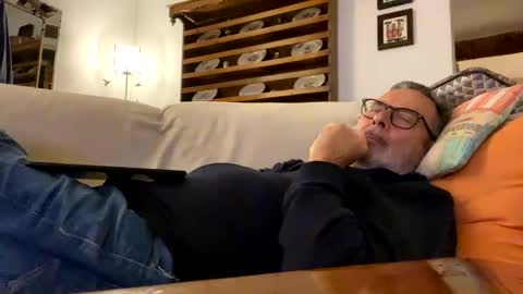 Dominique online show from January 2025 08:55:01 PM