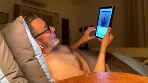 Dominique online show from February 2025 11:21:02 PM