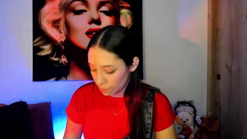 tania06 online show from November 2025 01:00:02 PM