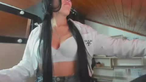 tania online show from January 2025 11:56:01 PM