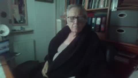 Snapshot of tantric43 chatting on April 2026 10:10:02 AM alex tanner online show from April 2026 10:10:02 AM